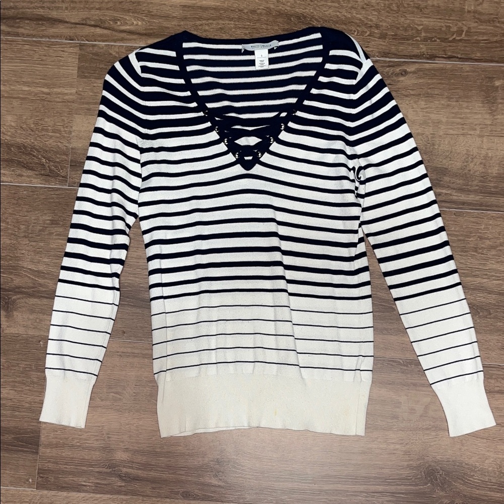 White House Black Market Navy and White V-Neck Sweater